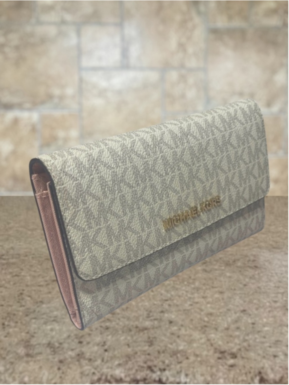 Michael Kors Trifold Wallet Pink & White Logo Vanilla/Ballet Pink - Picture 2 of 12